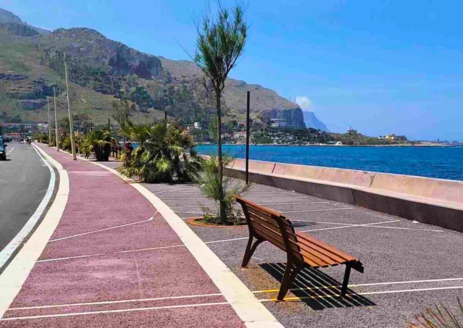 - Palermo - Sferracavallo Sul Mare Apartman Kültér fotó